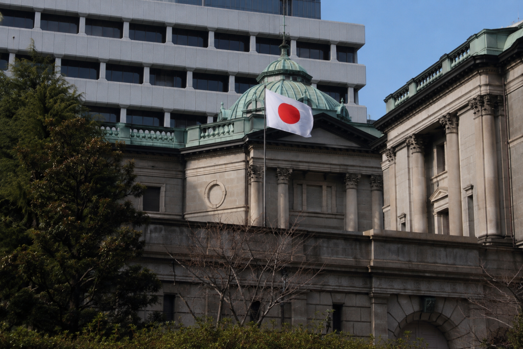 USD/JPY forecast: what next for the falling Japanese yen?